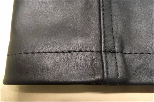 レザーステッチ仕上げ
